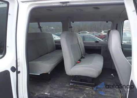 2008 Ford E-350 Super Duty Xl/Xlt z USA, uszkodzony, nr VIN 1FBSS31L58DA08326